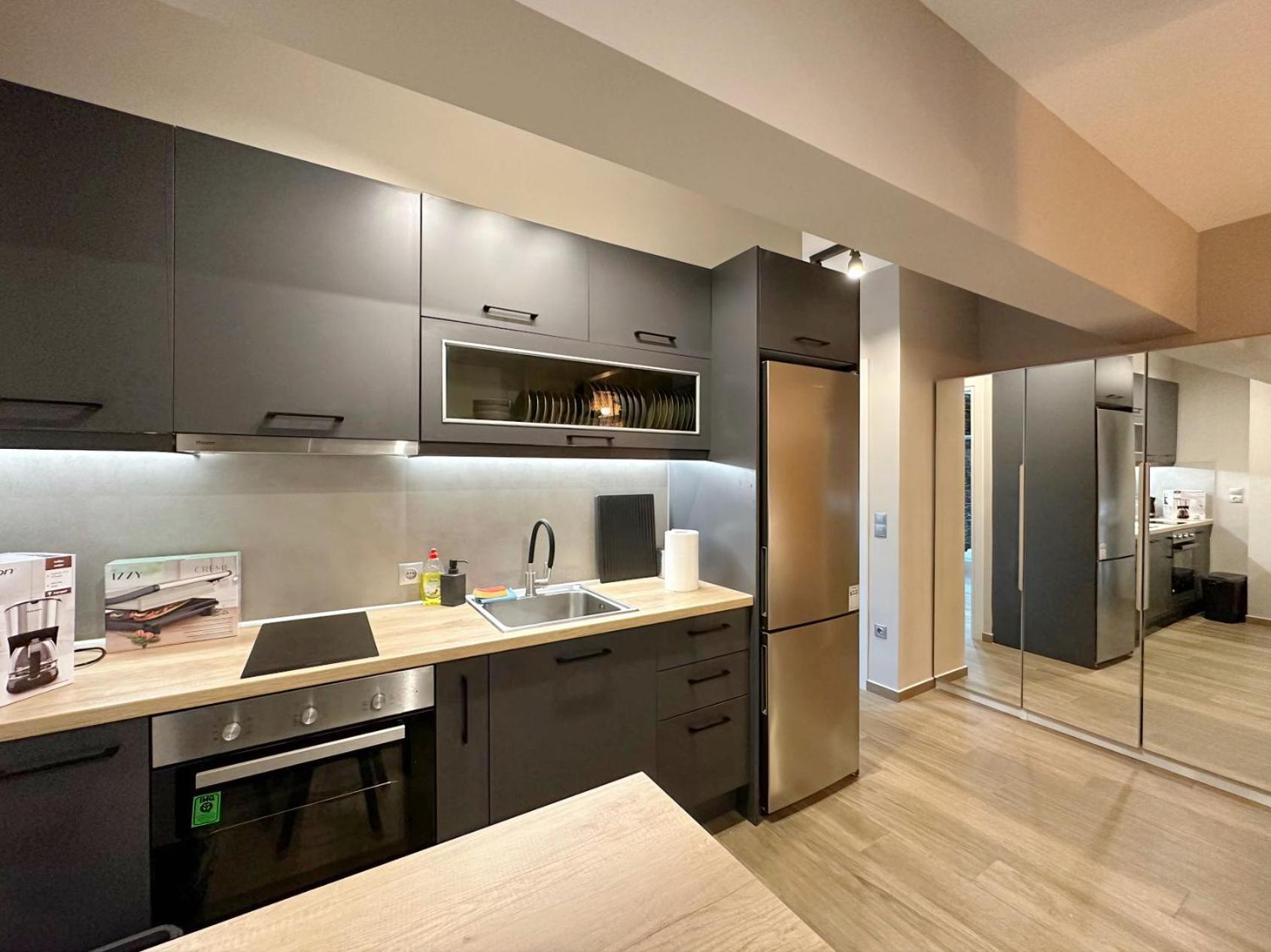 Wsd Sfaelou Apartment Hotel 雅典 外观 照片